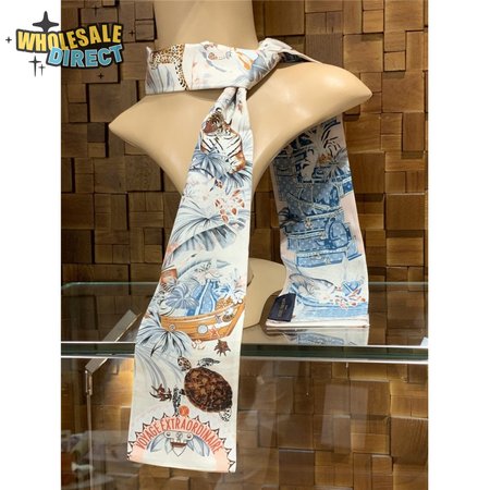 Voyage Extraordinaire silk scarf white