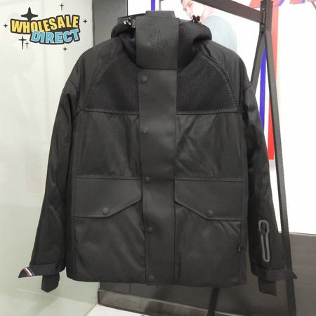 Moncler Down Jacket MC330186