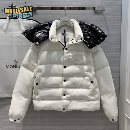 Moncler 2020ss Down Jacket MC330114
