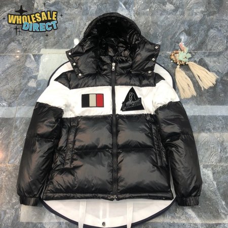 Moncler Gary Down Jacket MC330072