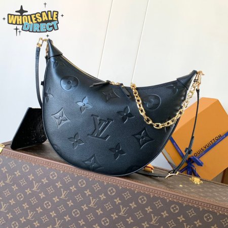 Loop Hobo Black M46725