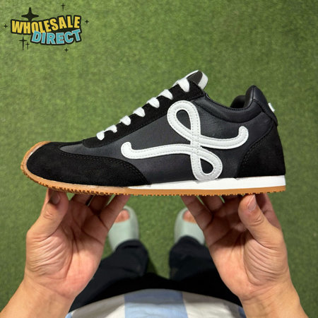 LOEWE Flow Runner Black and White