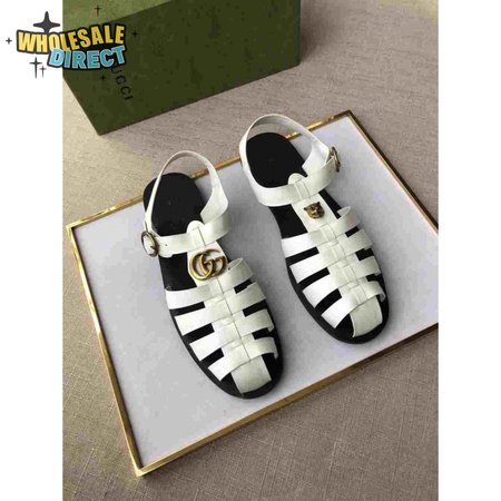 GUCCI SANDAL WITH DOUBLE G - SDG008